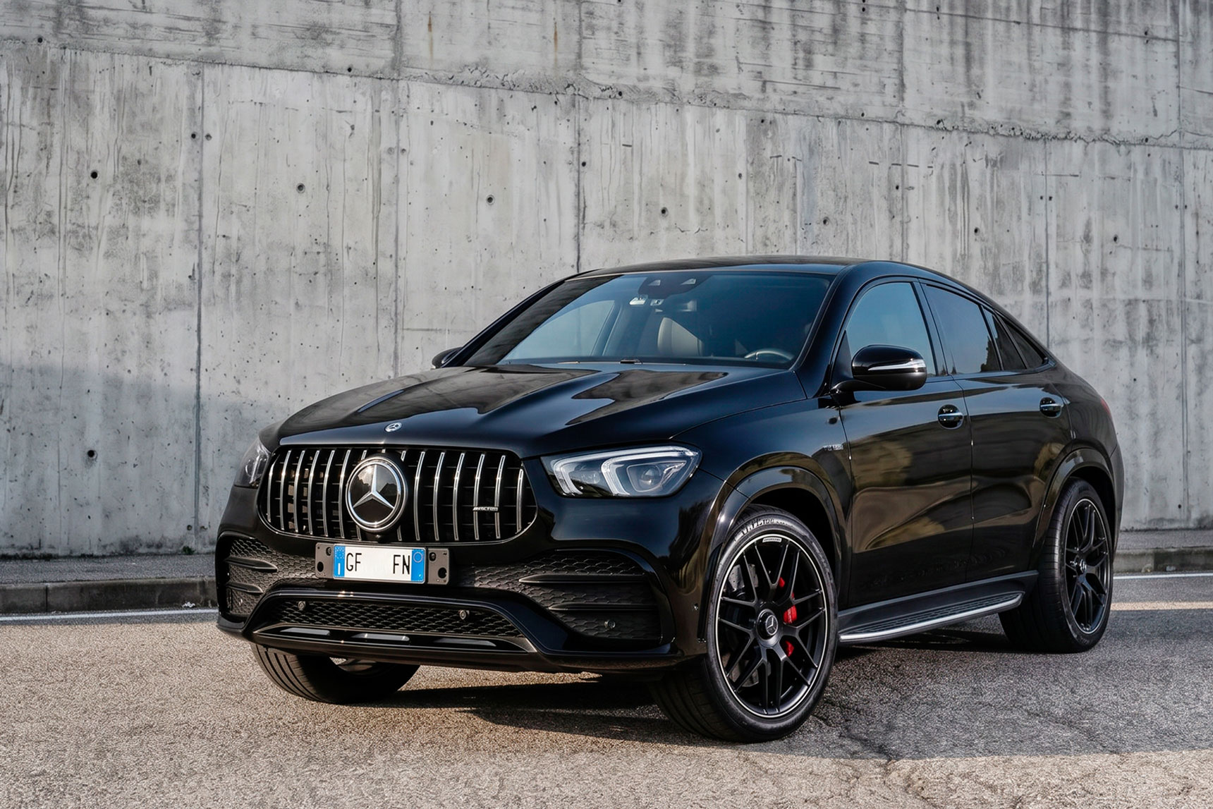 Mercedes-AMG GLE 53 — 3/4 anteriore